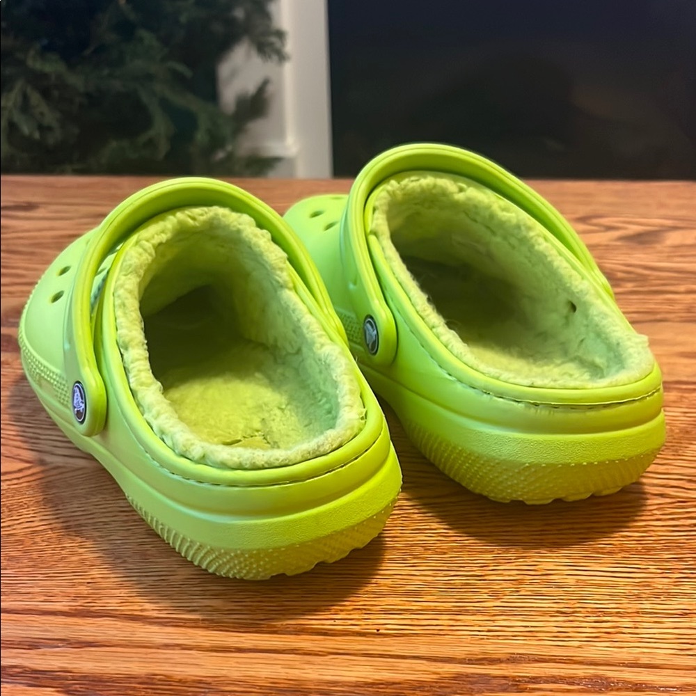 Crocs Fluff Lined Lime Green Clogs - image 3